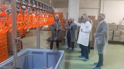 La Xunta concede a cinco empresas agroalimentarias de Deza casi 1,1 M€ en ayudas para transformación y comercialización de productos agrarios