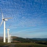 Rueda avanza que la Xunta declara iniciativa empresarial prioritaria 13 proyectos eólicos que tienen como objetivo garantizar el suministro de energía a largo plazo a Alcoa y al Grupo Cortizo