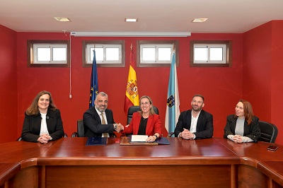 La Xunta y el ayuntamiento de Oza-Cesuras colaboran en la mejora de la movilidad peatonal en la AC-840 con una nueva senda y pasarela bajo la vía del tren con una inversión de 1,2 M€