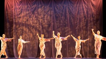 El Gaiás celebra el Día de la Danza con la pieza coreográfica Bailador que fusiona la música de Berrogüetto con la danza gallega desde una mirada contemporánea