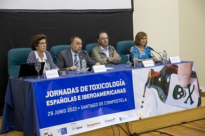 El conselleiro de Sanidad inaugura unas jornadas de toxicología españolas e iberoamericanas