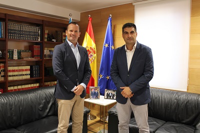 El delegado territorial de la Xunta en Ourense recibe al presidente del Consello Regulador de la D.O. Monterrei