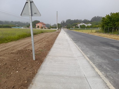 La Xunta finaliza la senda en la carretera autonómica OU-300 al paso por el ayuntamiento de A Bola
