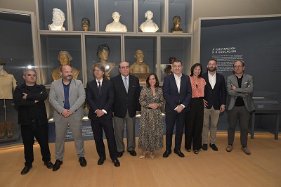 La Xunta y Afundación invitan a descubrir la historia e identidad de A Coruña en una exposición que ahonda en su papel decisivo en la cultura urbana de Galicia