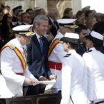 Rueda participa en el acto de jura de bandera y entrega de Reales Despachos de la Escuela Naval Militar de Marín
