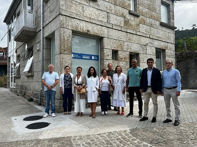 El delegado territorial de la Xunta en Ourense supervisa el final de las obras de reforma del centro de salud de Arnoia