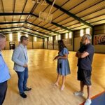 La Xunta se compromete en la mejora de las instalaciones y adquisición de material deportivo de los ayuntamientos de la provincia de Ourense