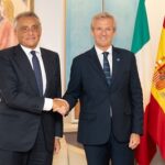 Rueda se reúne con el embajador de Italia para España y Andorra para afianzar las relaciones turísticas con Galicia propiciadas por el Camino de Santiago