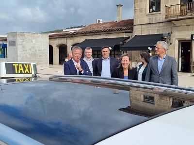 Ethel Vázquez anuncia la ampliación en 400.000 euros de las ayudas para adquirir taxis adaptados, de bajas emisiones o eléctricos, movilizando en este ejercicio un total de 900.000 euros