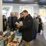 Román Rodríguez destaca el apoyo de la Xunta a las librerías a través del Plan de Impulso al Libro Gallego
