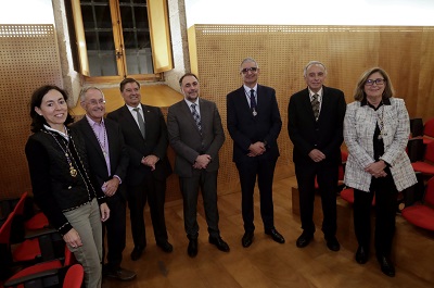 Comesaña remarca la labor de la Real Academia de Farmacia de Galicia en el acto de ingreso del académico Xosé Bustelo