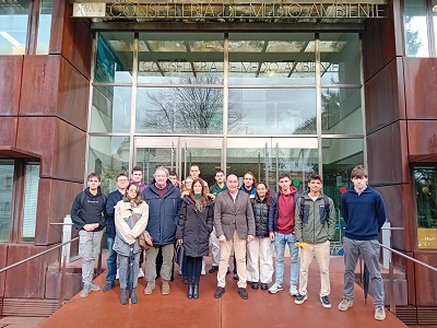 La Xunta muestra al alumnado de Ingeniería Forestal de la Universidad de Vigo la importancia del uso de la cartografía en la gestión del territorio