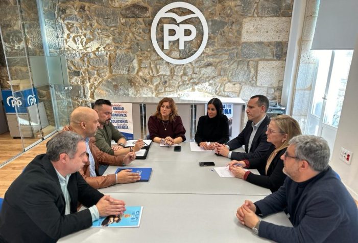 Los candidatos vigueses del PP de Galicia se reúnen con los sindicatos policiales CEP y JUPOL