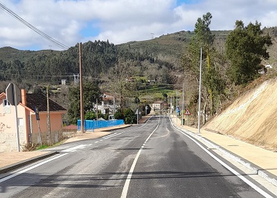 La Xunta finaliza el itinerario peatonal en la carretera PO-400 en Arbo con una inversión de más de 1 M€