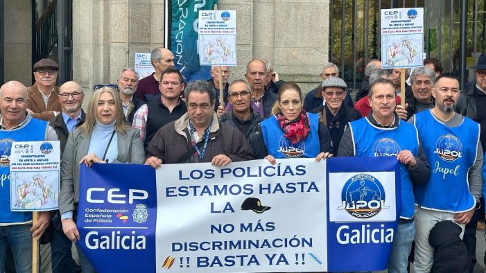 Cientos de policías nacionales y guardias civiles gallegos marchan hacia Madrid en busca de la equiparación salarial y una jubilación digna