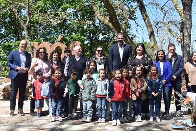 La Xunta celebra el Día del Libro con actividades culturales en las bibliotecas y también con libreros, escolares y niños de pediatría hospitalaria