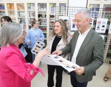 Valentín García ensalza la originalidad en la reinterpretación del traje gallego del CIFP Leixa Valentín García ensalza la originalidad en la reinterpretación del traje gallego del CIFP Leixa