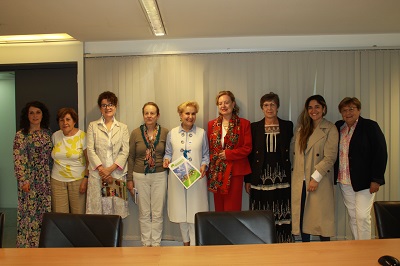 La Consellería de Sanidade y AFAMMER abordan medidas para la mejora de la salud de las mujeres del rural