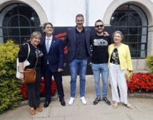 López Campos destaca en Ortigueira la “diversidad de manifestaciones culturales” que ofrece el verano gallego