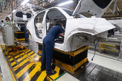 Rueda destaca que la Xunta activa 18 M€ para que el sector gallego de la automoción continúe a la vanguardia con apoyos a proyectos de inversión y eficiencia energética
