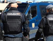 La Dirección General de la Policía ha aprobado la adquisición de 4.940 chalecos integrales de orden público como pedía la CEP, quien tacha la medida de insuficiente y tardía