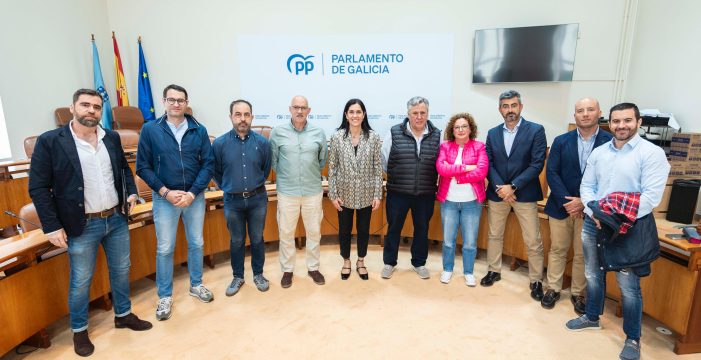 El Parlamento gallego aprueba una proposición del PP para solicitar al Gobierno de Sánchez que garantice a Galicia el personal de la Guardia Civil y la Policía Nacional que le corresponde y a reconocer el trabajo de estos Cuerpos policiales como profesión de riesgo y a equiparar sus retribuciones a las del resto de policías autonómicas