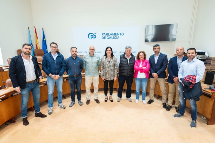 El Parlamento gallego aprueba una proposición del PP para solicitar al Gobierno de Sánchez que garantice a Galicia el personal de la Guardia Civil y la Policía Nacional que le corresponde y a reconocer el trabajo de estos Cuerpos policiales como profesión de riesgo y a equiparar sus retribuciones a las del resto de policías autonómicas