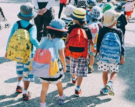 Cómo adaptar las excursiones escolares a estudiantes con movilidad reducida