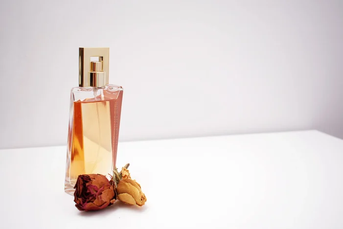 ¿Qué son los perfumes de equivalencia y por qué cada vez más personas los eligen?